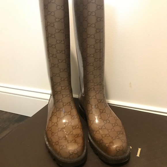 AUTHENTIC!! Gucci Rain Boots!! - Picture 3 of 6